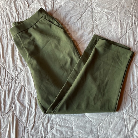 Elegant Olive Green Women's Trousers - Picture 1 of 4
